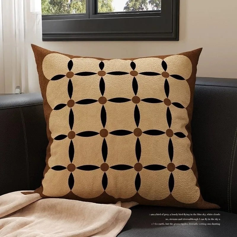 Helsinki™ | Timeless brown velvet charm