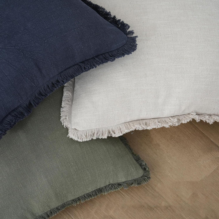 Rina™ | Linen pillowcases with fringes for lumbar support