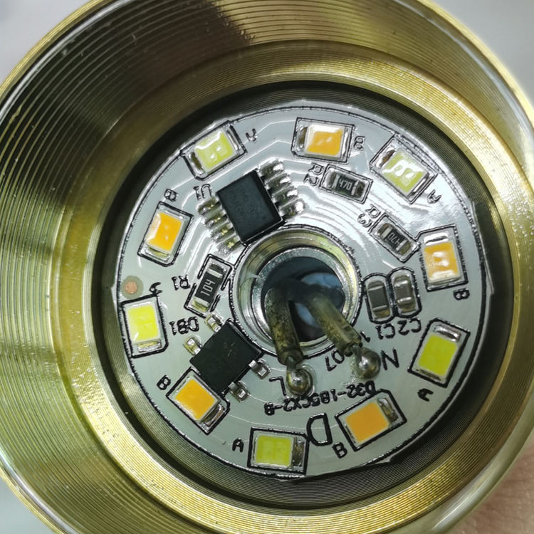 Elegant Crystal Lamp™ | Elegant magic