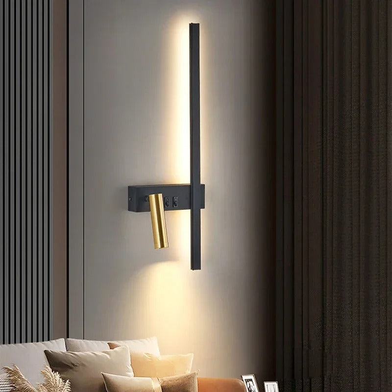 Taro™ | Black and Gold Wall Lamp