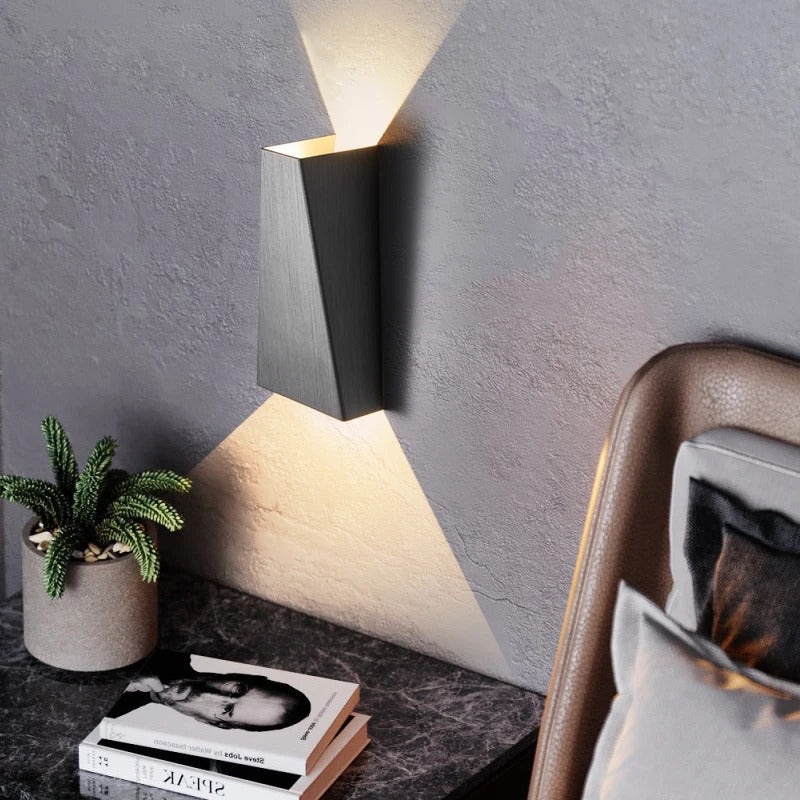 Xandor™ | Geometric Wall Lamp