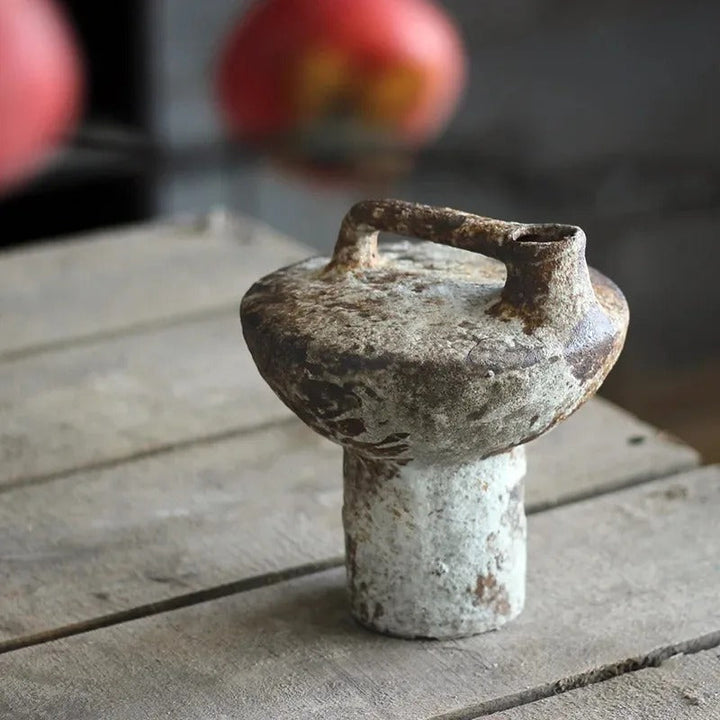 Takara™ | Rustic ceramic vase with texture