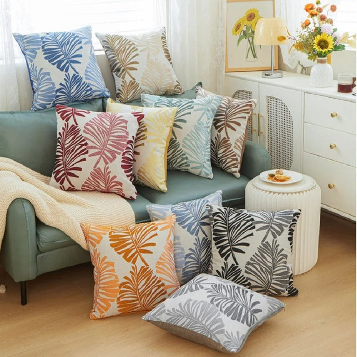 Cairo™ | Cushion cover with tropical leaf pattern