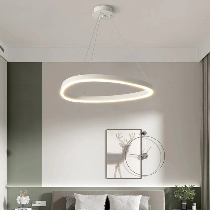 Lotta™ | Modern ring-shaped LED chandelier