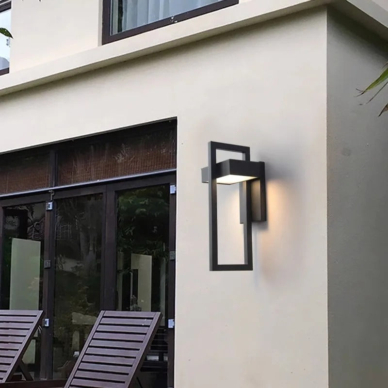 Inari™ | Elegant LED outdoor wall light