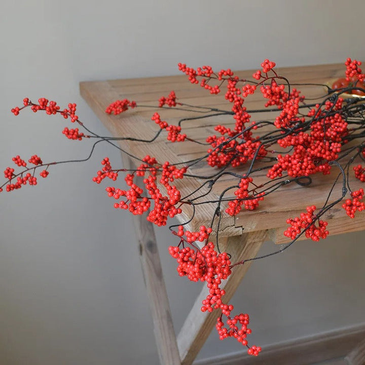 Teno™ | Zen-inspired arrangement with red berries