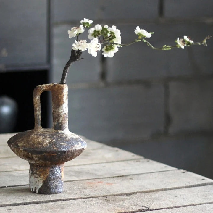 Takara™ | Rustic ceramic vase with texture