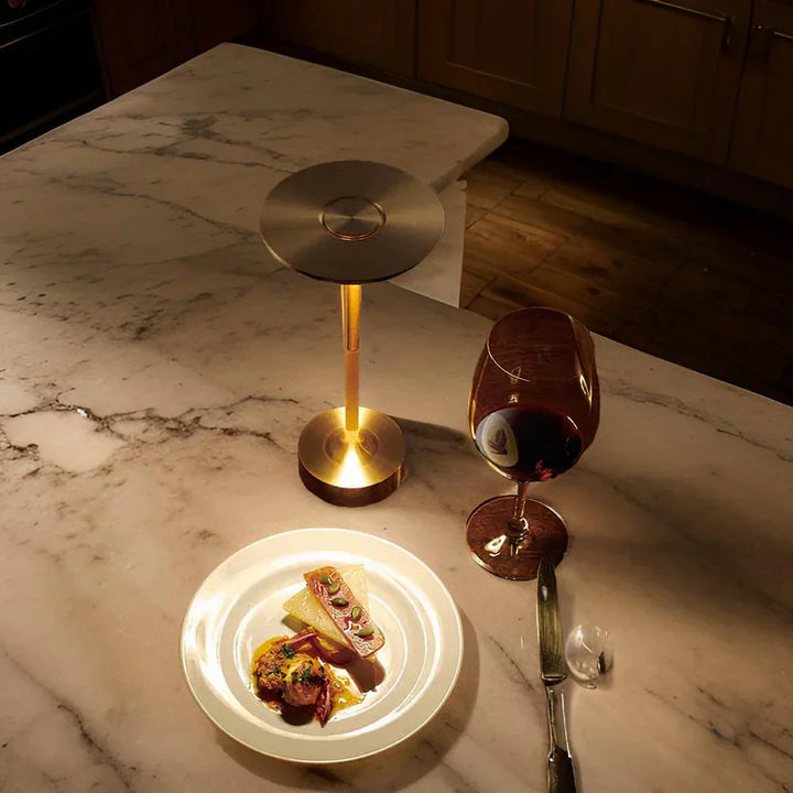 Essaro™ Table Lamp | Wireless &amp; Rechargeable