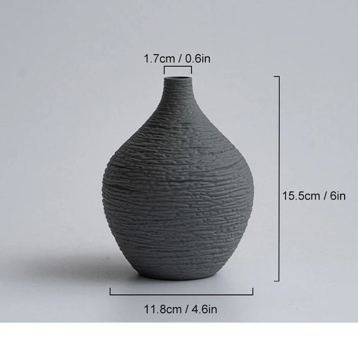 Sami™ | Ceramic vase with narrow opening
