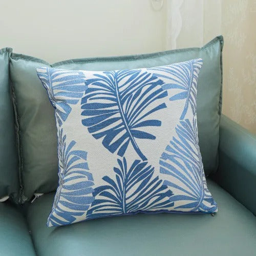 Cairo™ | Cushion cover with tropical leaf pattern