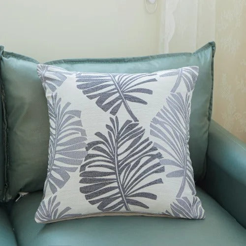 Cairo™ | Cushion cover with tropical leaf pattern