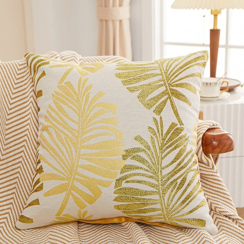 Cairo™ | Cushion cover with tropical leaf pattern